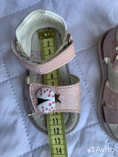 Сандалии для девочки 20 размер