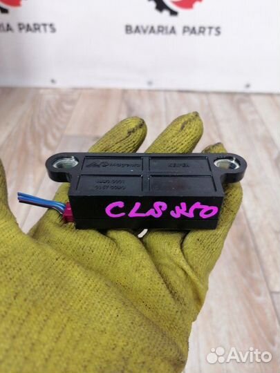 Датчик удара Mercedes Cls W219 3.5 2009