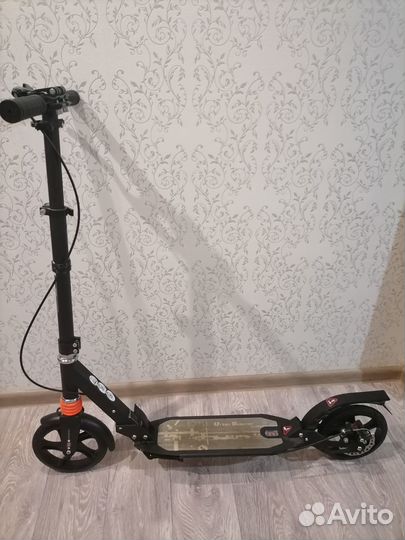 Самокат взрослый с дисковыми тормозами