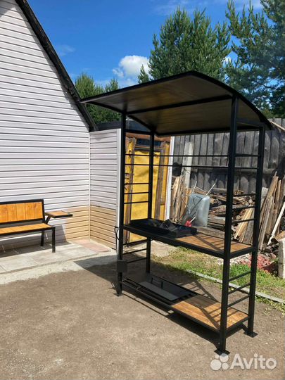 Мангал с крышей лофт