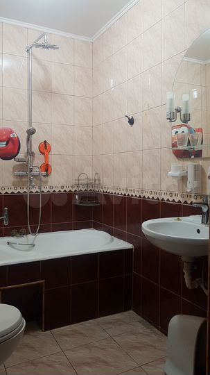 1-к. квартира, 75,3 м², 1/6 эт.