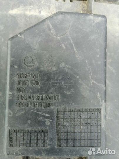 Пыльник переднего бампера Skoda rapid