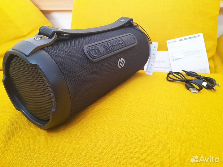 Сочно звучит - портативная колонка digma S-22