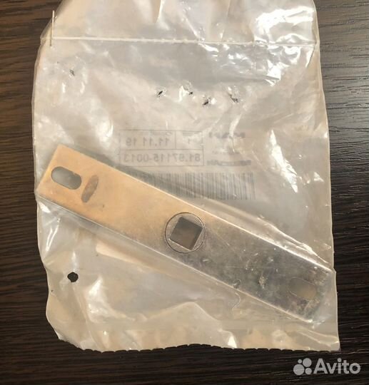 Замок крыла, завертка MAN