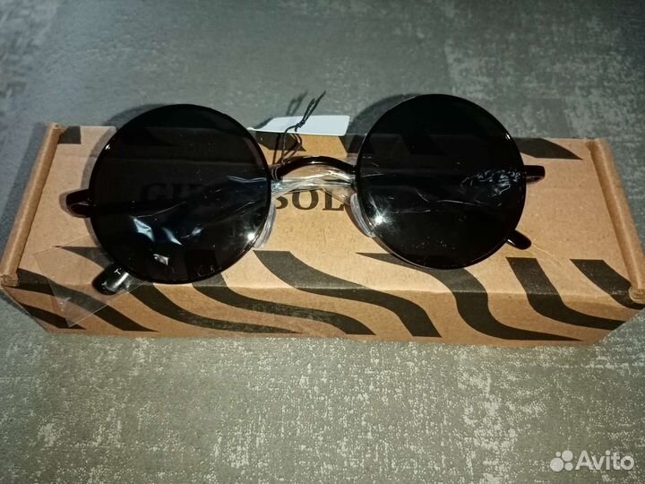 Солнцезащитные очки женские