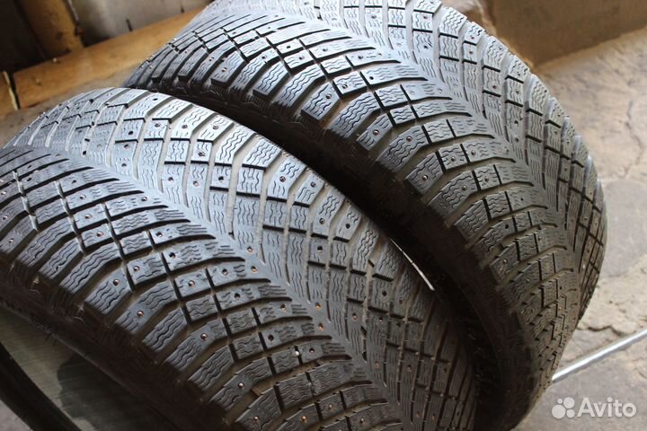 Michelin X-Ice North 4 275/40 R19 105H