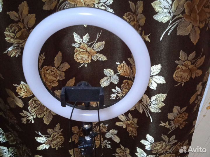 Кольцевая LED лампа 26 см