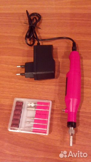 Машинка для маникюра новая до 20.000 об