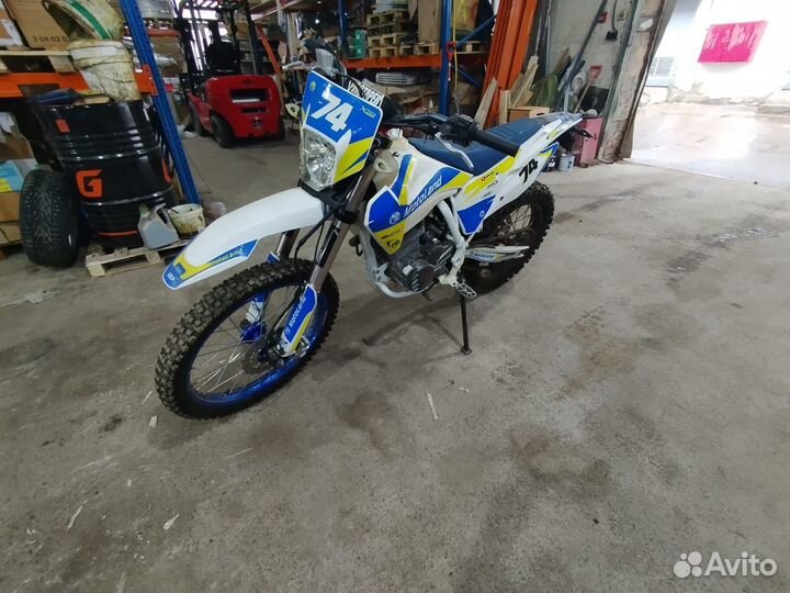 Мотоцикл Motoland XT250HS