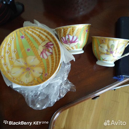 Чашки и блюдца. 10 предметов. Новые