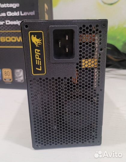 Блок питания ATX Lepa G1600-MA-EU Gold
