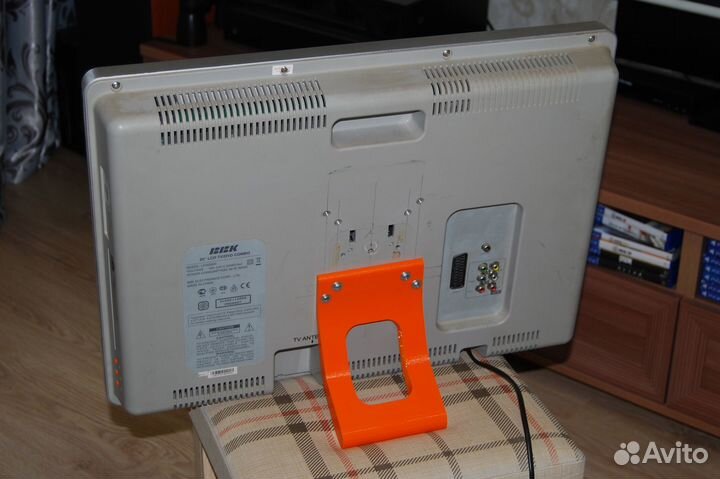 Телевизор ЖК 20 дюймов с DVD BBK LD2006SI