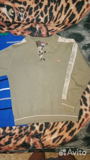 Модная одежда для мальчика.пакетом