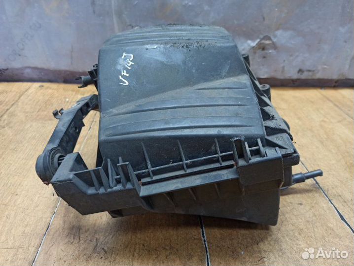 Корпус воздушного фильтра Opel Corsa C Z12XE 2002