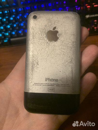 iPhone, 16 ГБ