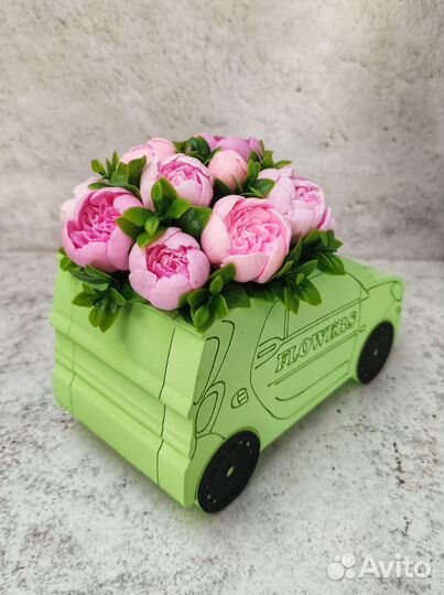 Букет из пионов