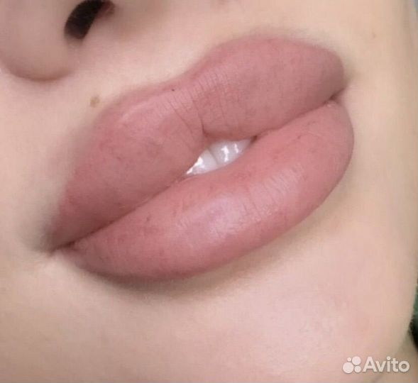 Перманентный макияж бровей