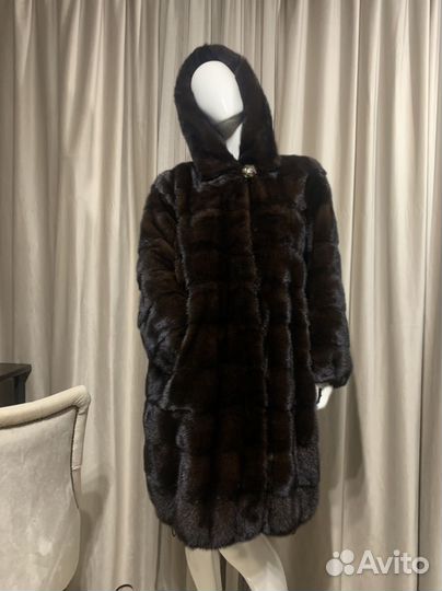 Шуба норковая поперечка с капюшоном 52/54