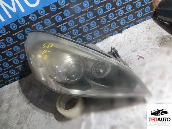 Фара правая, Volvo S60 2011