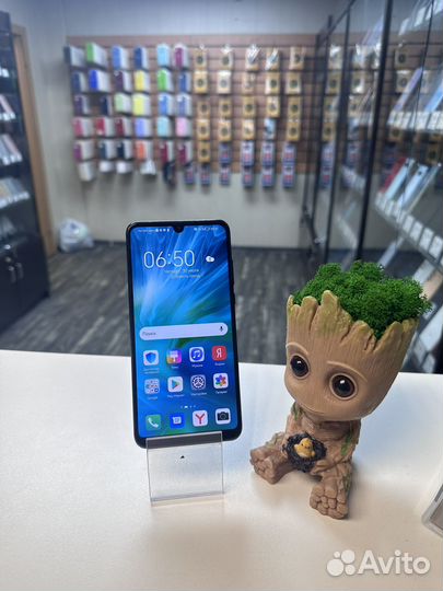 HUAWEI P20 Lite, 4/128 ГБ