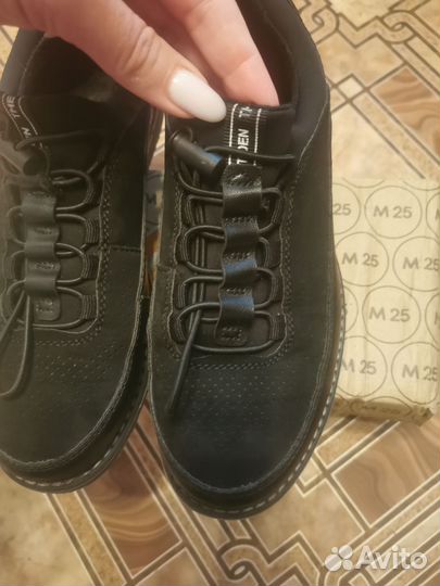 Туфли на мальчика 36 размер новые