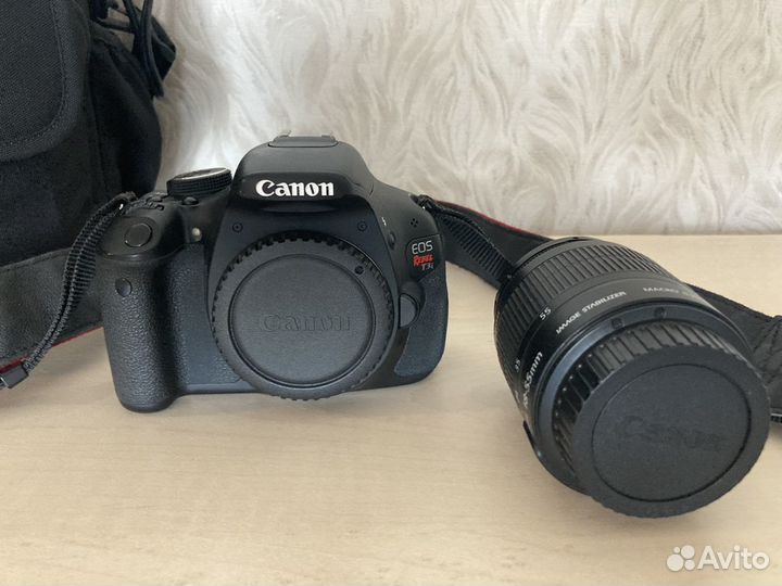 Цифровой фотоаппарат canon EOS Rebel T3i