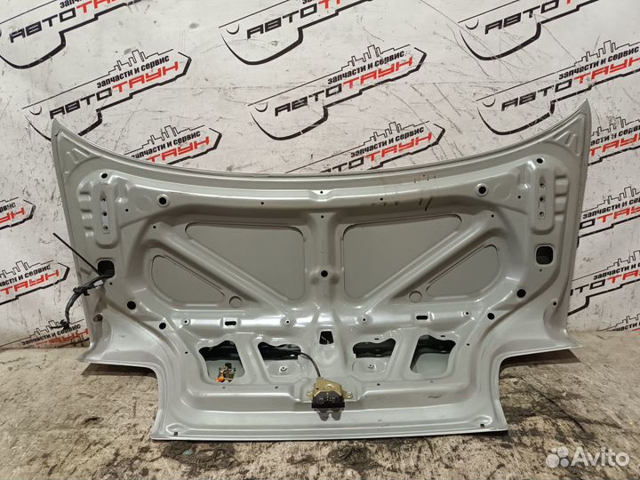 Крышка багажника toyota carina AT210 AT211 AT212 CT210 CT211 CT215 CT216 ST215 644012B770 серебро, 1