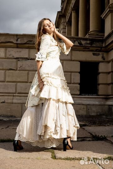 Аренда тематических платьев