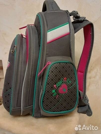 Школьный рюкзак hummingbird