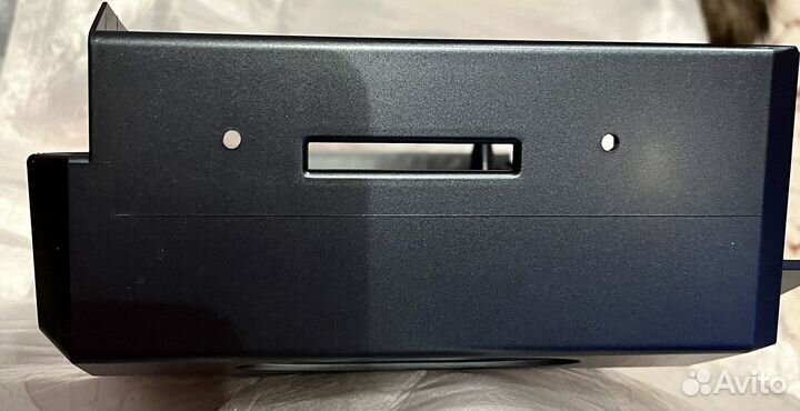 Корпусная деталь на Korg Triton