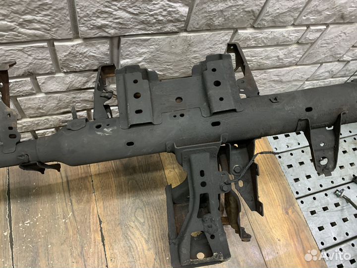 Toyota RAV 4 Усилитель торпедо