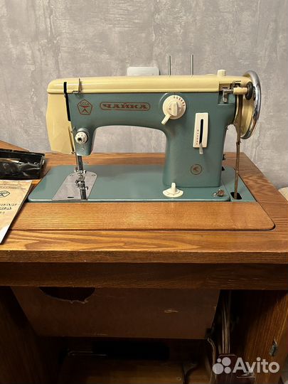 Швейная машина чайка