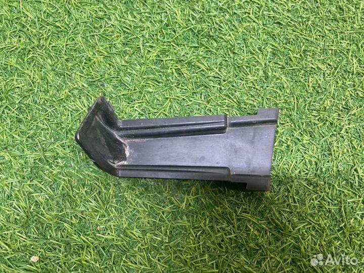 Крышка блока предохранителей Renault Logan 1 седан