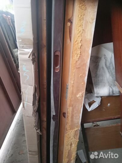 Дверь деревянная