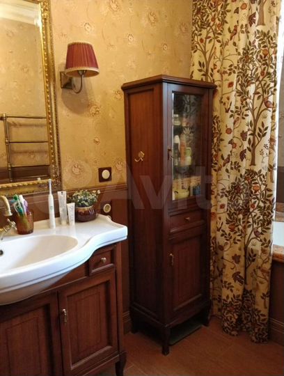 4-к. квартира, 143,5 м², 3/4 эт.