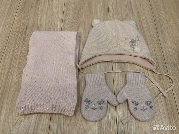 Шапка шарф варежки для девочки