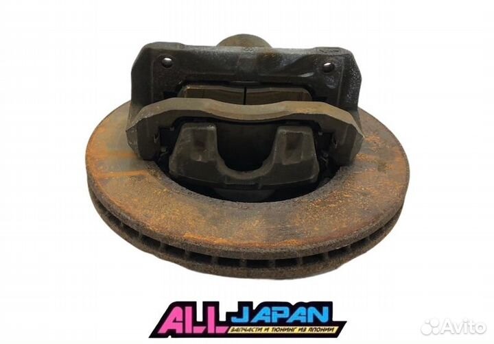 Тормозные суппорта переднее правое Honda Accord 8