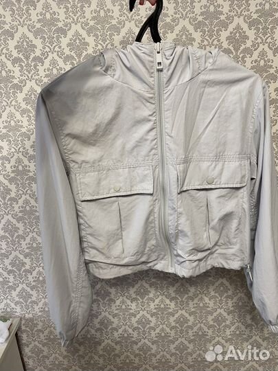 Ветровка женская pull&bear