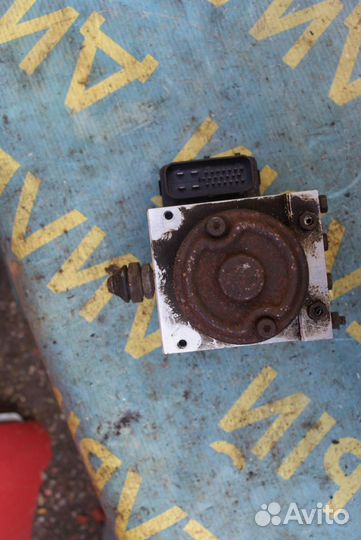 Блок насос ABS Mitsubishi Galant