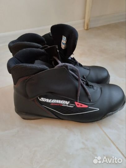 Беговые лыжи