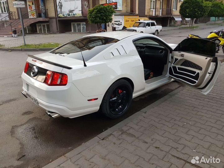 Ford mustang 2009-1014 год