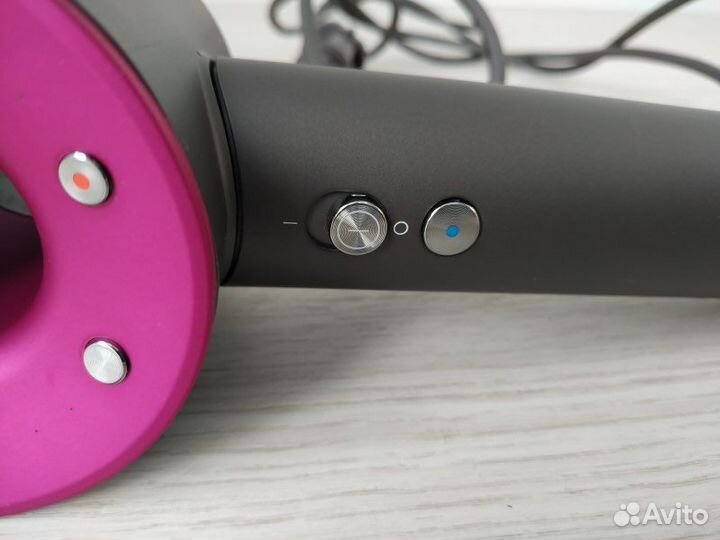 Фен Dyson Supersonic HD08 новый