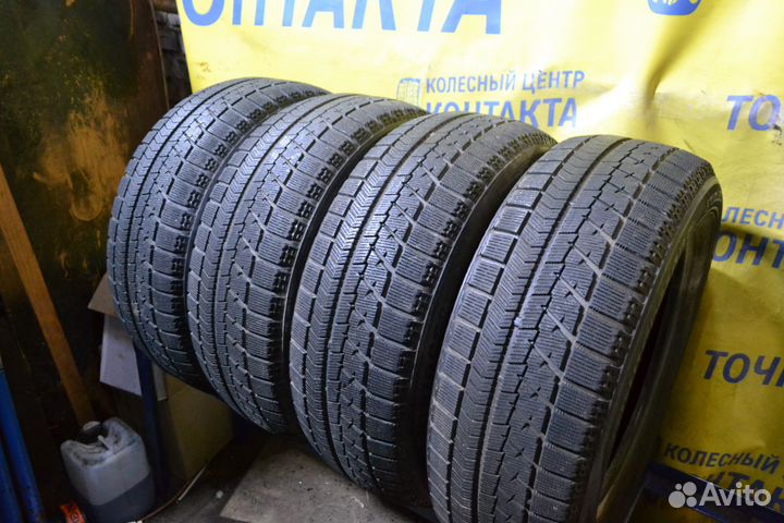 Bridgestone Blizzak VRX 215/60 R16