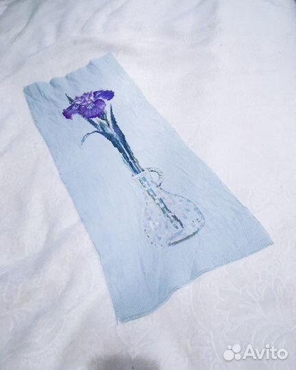 Вышивка Ирис в вазочке