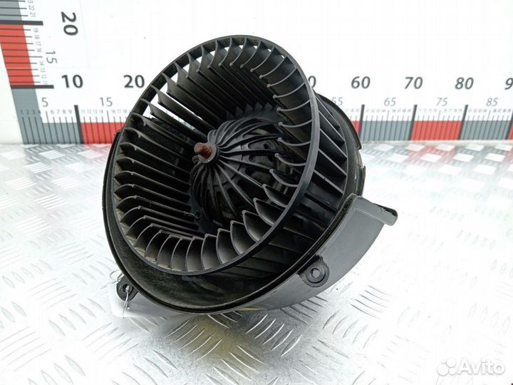 Моторчик печки для Opel Zafira A 9119001