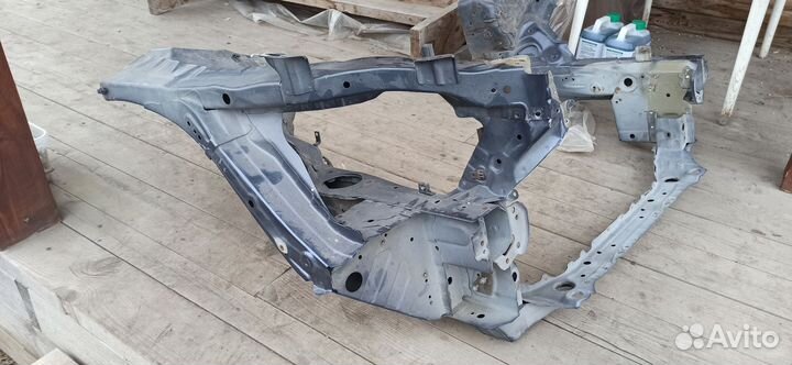 Лонжерон (четверть) правая Honda Crosstour