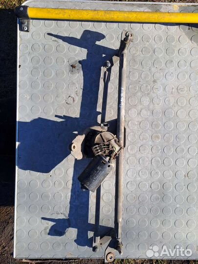 Трапеции дворников гольф 3