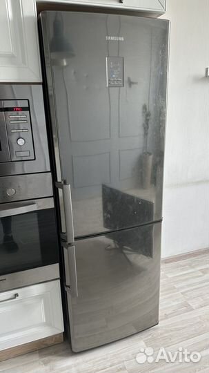 Холодильник Samsung No frost бу