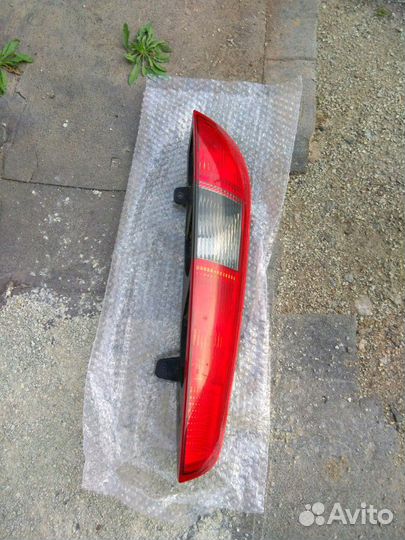 Задний фонарь на форд