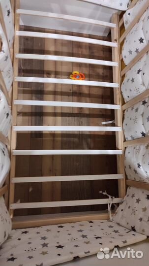 Детская кровать качалка с принтом